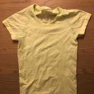 Lululemon Swiftly Tech Short Sleeve Crew Top